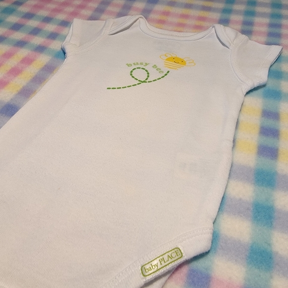 THE CHILDREN'S PLACE 🌞 NWOT Adorable Sunshine "BUSY BEE" Bodysuit Onesie NB - Picture 13 of 16